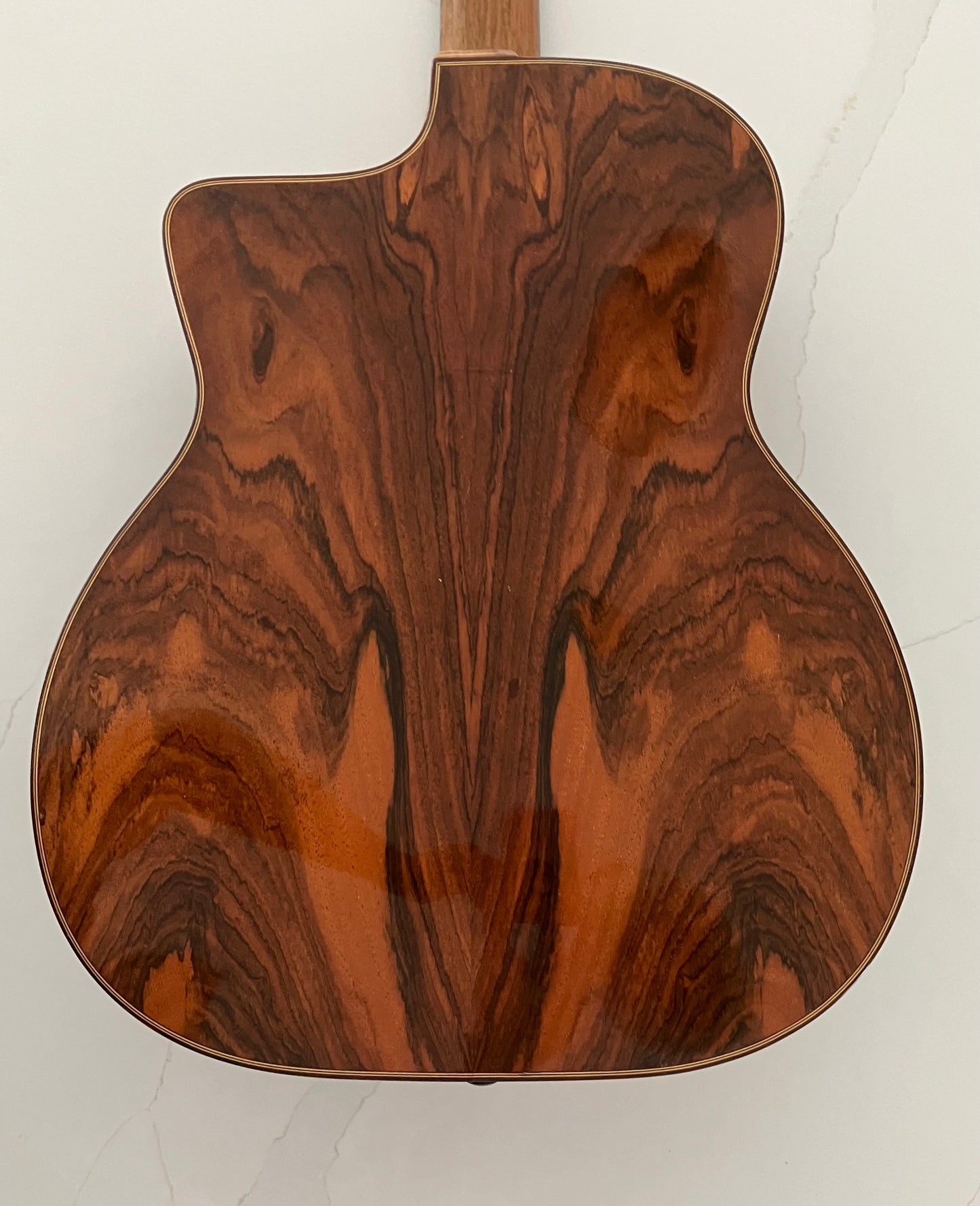 Used Dupont Guitar Vieille Reserve (2011)