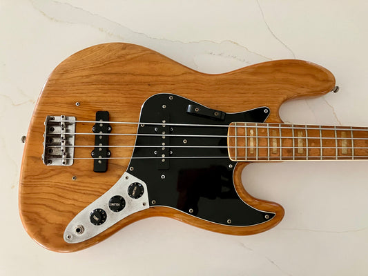 Fender Jazz Bass 1977